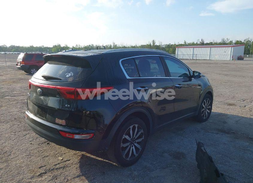 Photo 4 of 2018 Kia Sportage EX (VIN KNDPN3ACXJ7311177)