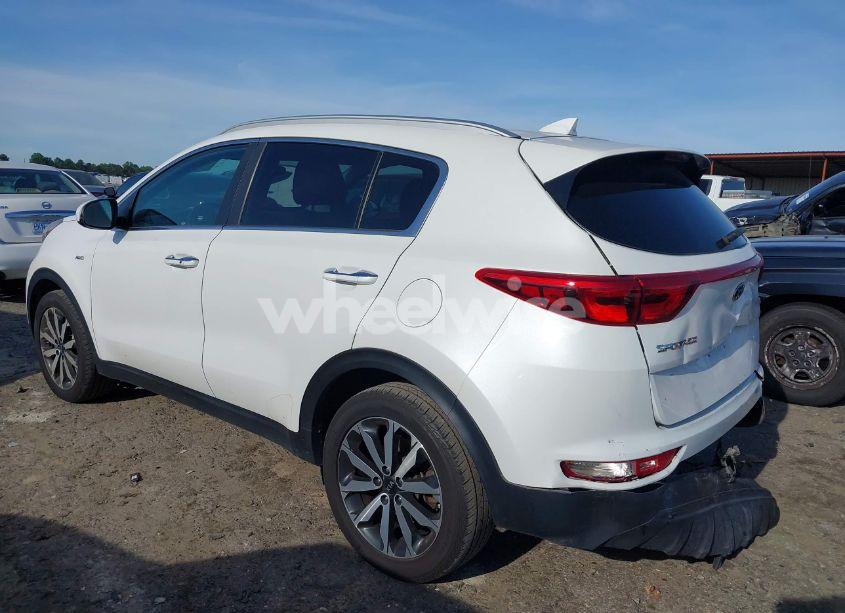 Photo 3 of 2017 Kia Sportage EX (VIN KNDPNCAC2H7283501)