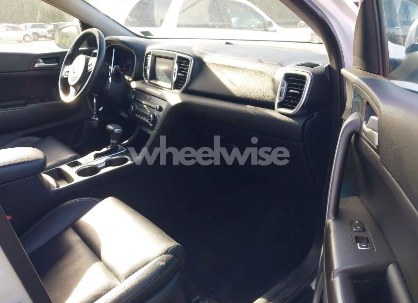 Photo 5 of 2017 Kia Sportage EX (VIN KNDPNCAC2H7283501)