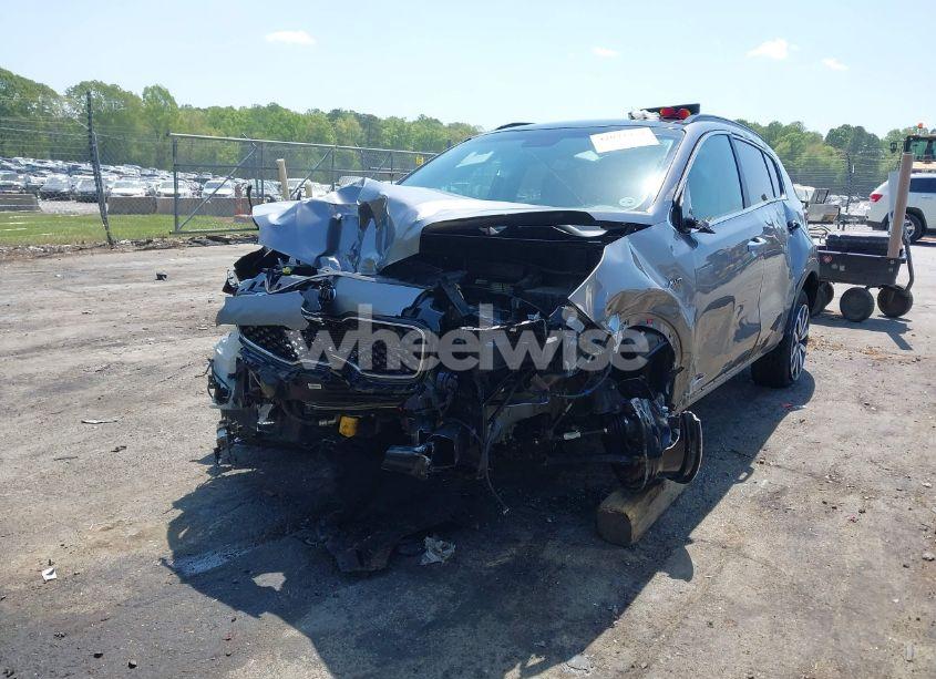 Photo 2 of 2018 Kia Sportage EX (VIN KNDPNCAC6J7401698)