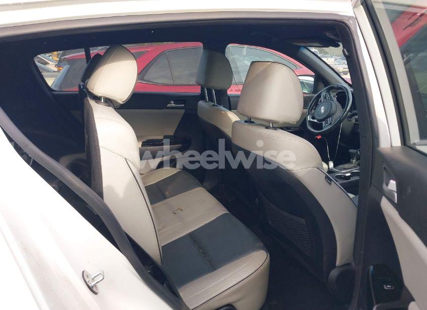 Photo 8 of 2018 Kia Sportage EX (VIN KNDPNCAC6J7442364)