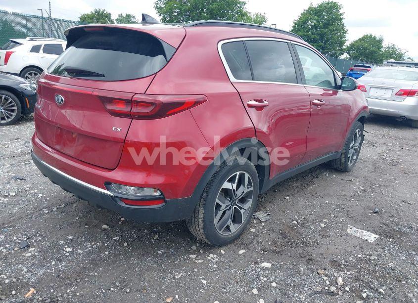 Photo 4 of 2020 Kia Sportage EX (VIN KNDPNCAC6L7631566)