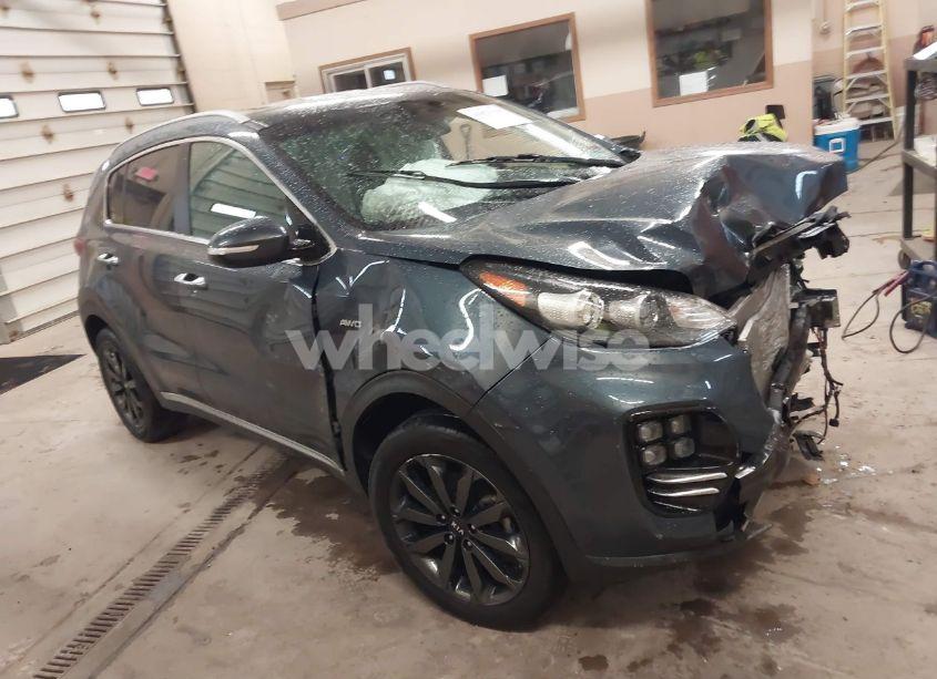 2019 Kia Sportage EX (VIN KNDPNCAC8K7567108) main photo