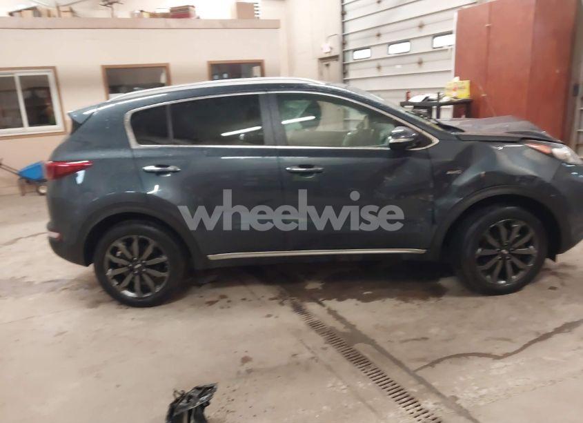 Photo 13 of 2019 Kia Sportage EX (VIN KNDPNCAC8K7567108)