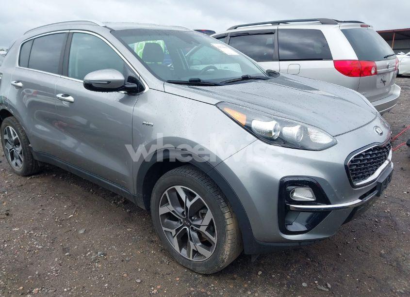 2020 Kia Sportage EX (VIN KNDPNCAC8L7754849) main photo