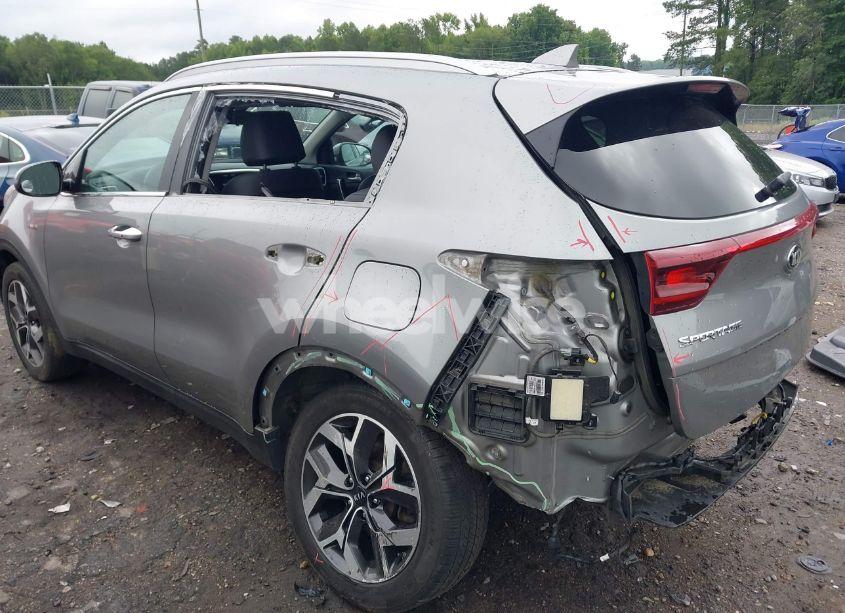 Photo 3 of 2020 Kia Sportage EX (VIN KNDPNCAC8L7754849)