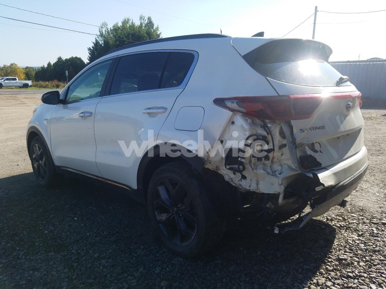 Photo 2 of 2022 KIA SPORTAGE EX (VIN KNDPNCAC9N7023317)