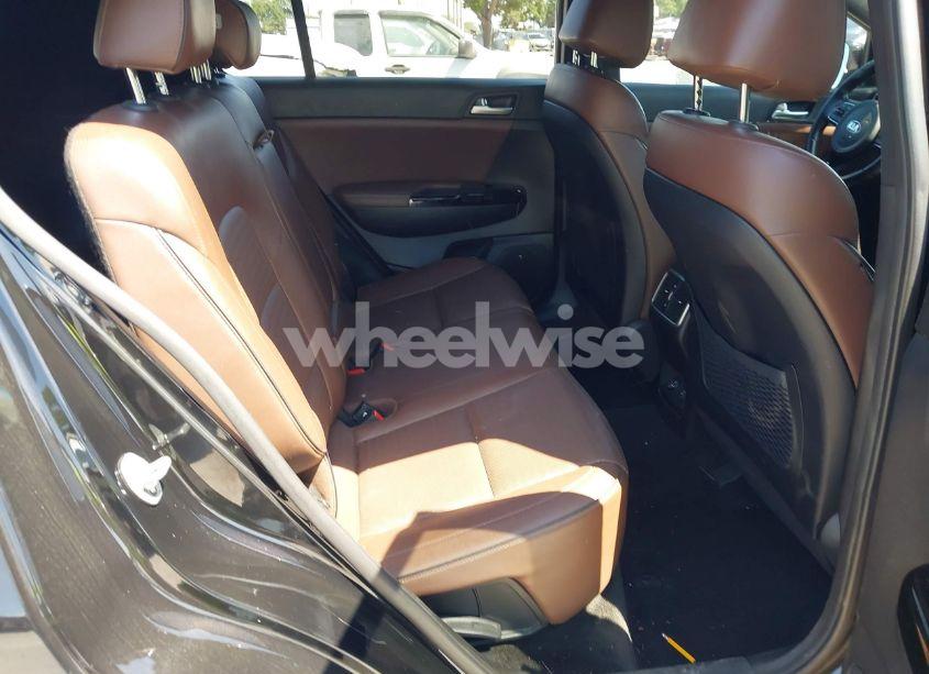 Photo 8 of 2017 Kia Sportage SX TURBO (VIN KNDPR3A64H7097991)