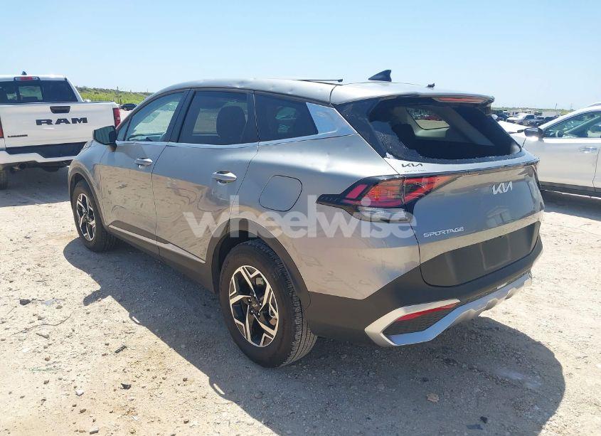 Photo 3 of 2025 Kia Sportage LX (VIN KNDPU3DF6S7352481)