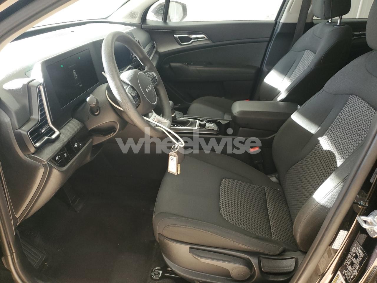 Photo 7 of 2025 KIA SPORTAGE LX (VIN KNDPU3DF6S7353730)