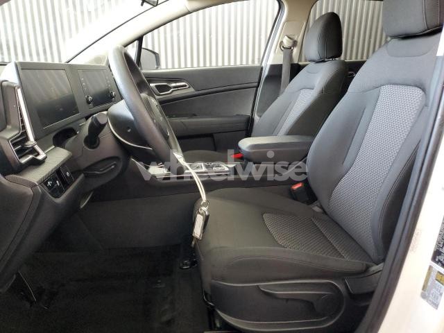 Photo 3 of 2025 KIA SPORTAGE LX (VIN KNDPU3DF6S7358765)