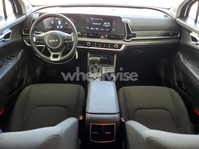 Photo 9 of 2025 KIA SPORTAGE LX (VIN KNDPU3DF6S7358765)