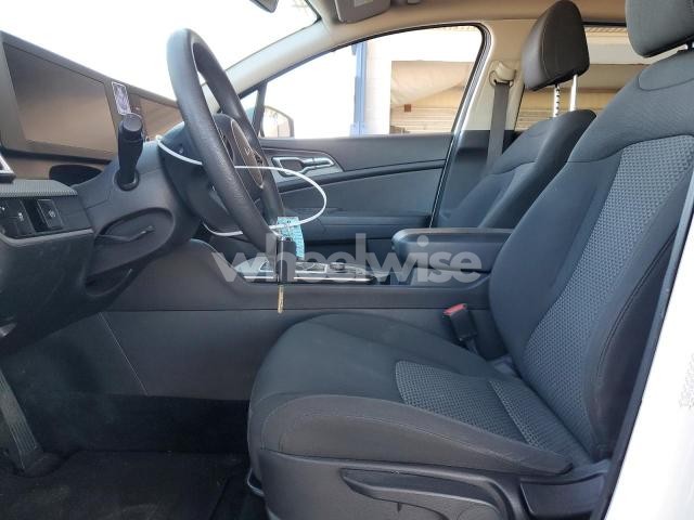 Photo 7 of 2023 KIA SPORTAGE LX (VIN KNDPUCAF0P7080778)