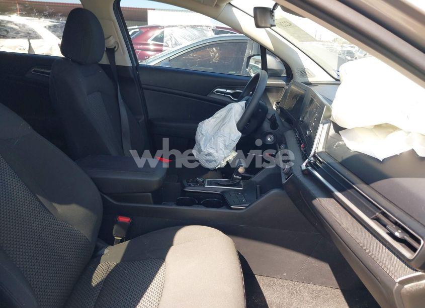 Photo 5 of 2023 Kia Sportage LX (VIN KNDPUCAF3P7196718)