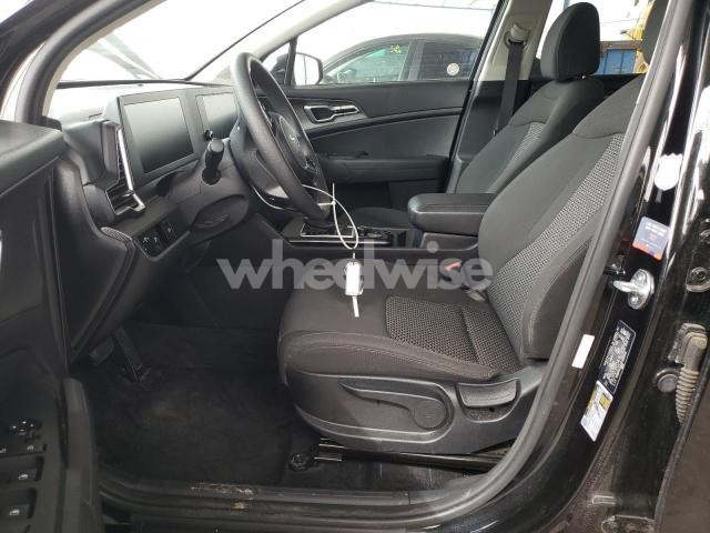 Photo 9 of 2023 KIA SPORTAGE LX (VIN KNDPUCAF4P7166949)