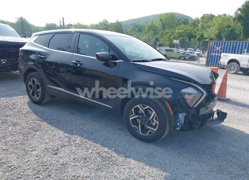 2023 Kia Sportage LX (VIN KNDPUCAF8P7164511) main photo