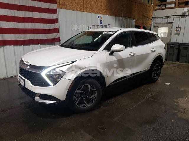 Photo 2 of 2023 KIA SPORTAGE LX (VIN KNDPUCAFXP7057847)