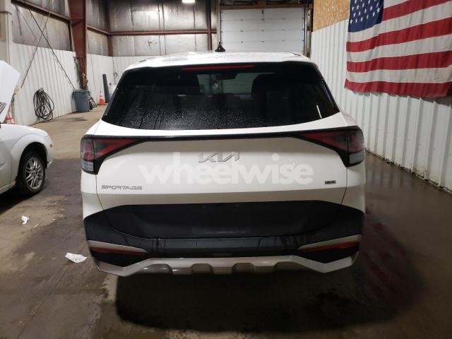 Photo 8 of 2023 KIA SPORTAGE LX (VIN KNDPUCAFXP7057847)