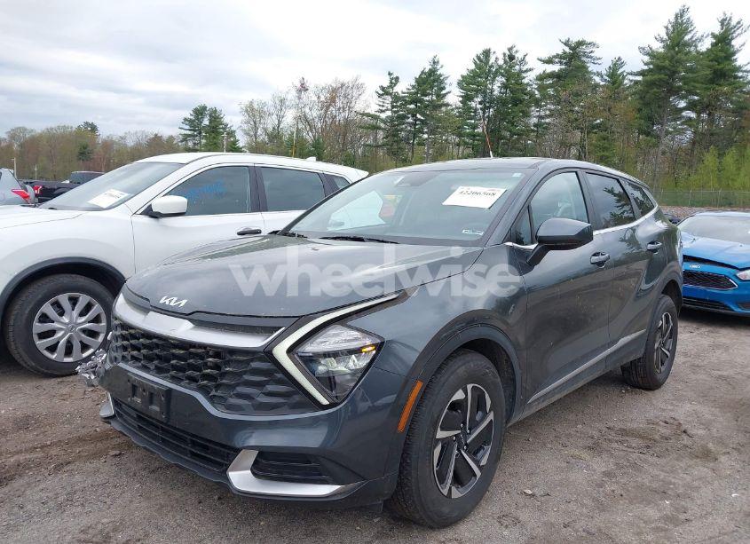 Photo 2 of 2023 Kia Sportage HYBRID LX (VIN KNDPUCAG1P7056739)