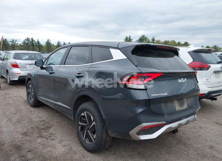 Photo 3 of 2023 Kia Sportage HYBRID LX (VIN KNDPUCAG1P7056739)