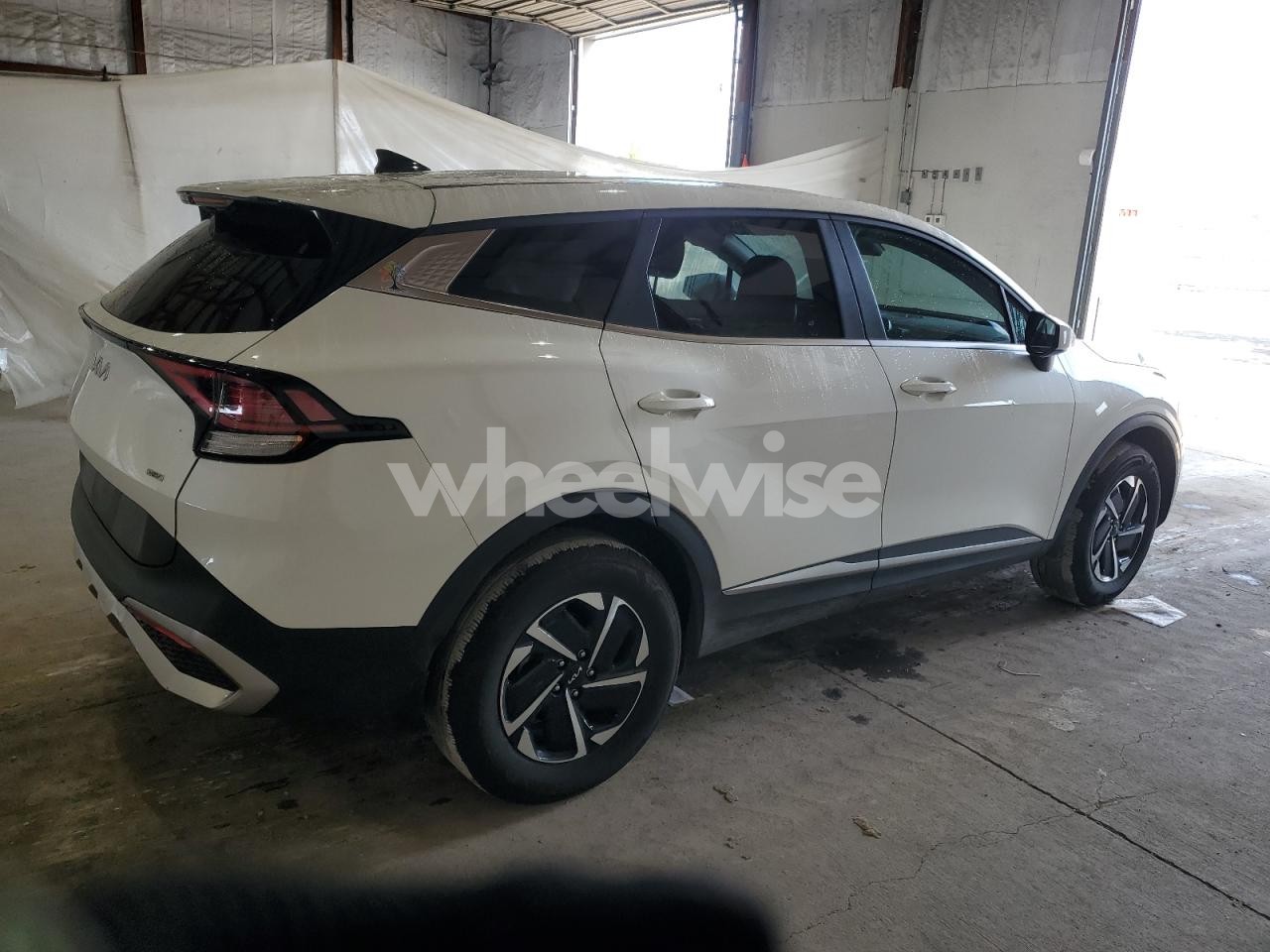 Photo 3 of 2023 KIA SPORTAGE LX (VIN KNDPUCAG1P7096402)