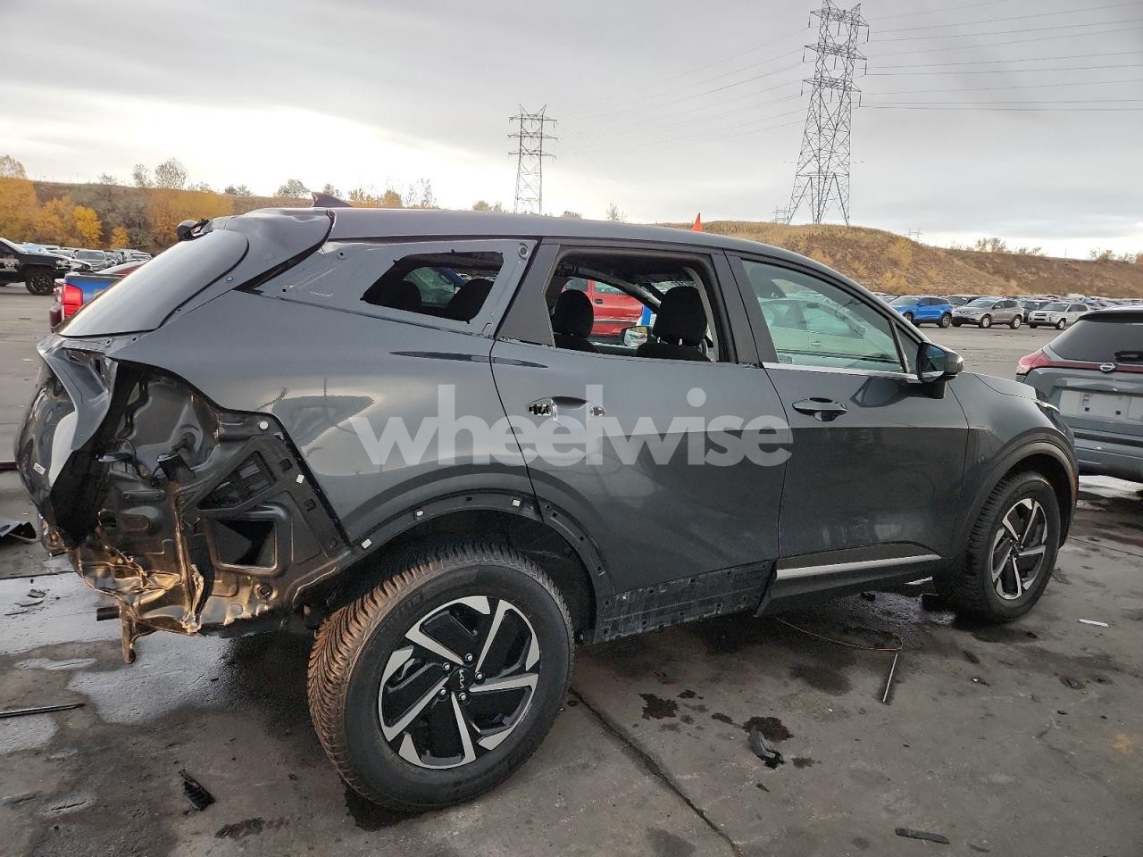 Photo 3 of 2023 KIA SPORTAGE LX (VIN KNDPUCAG7P7024992)