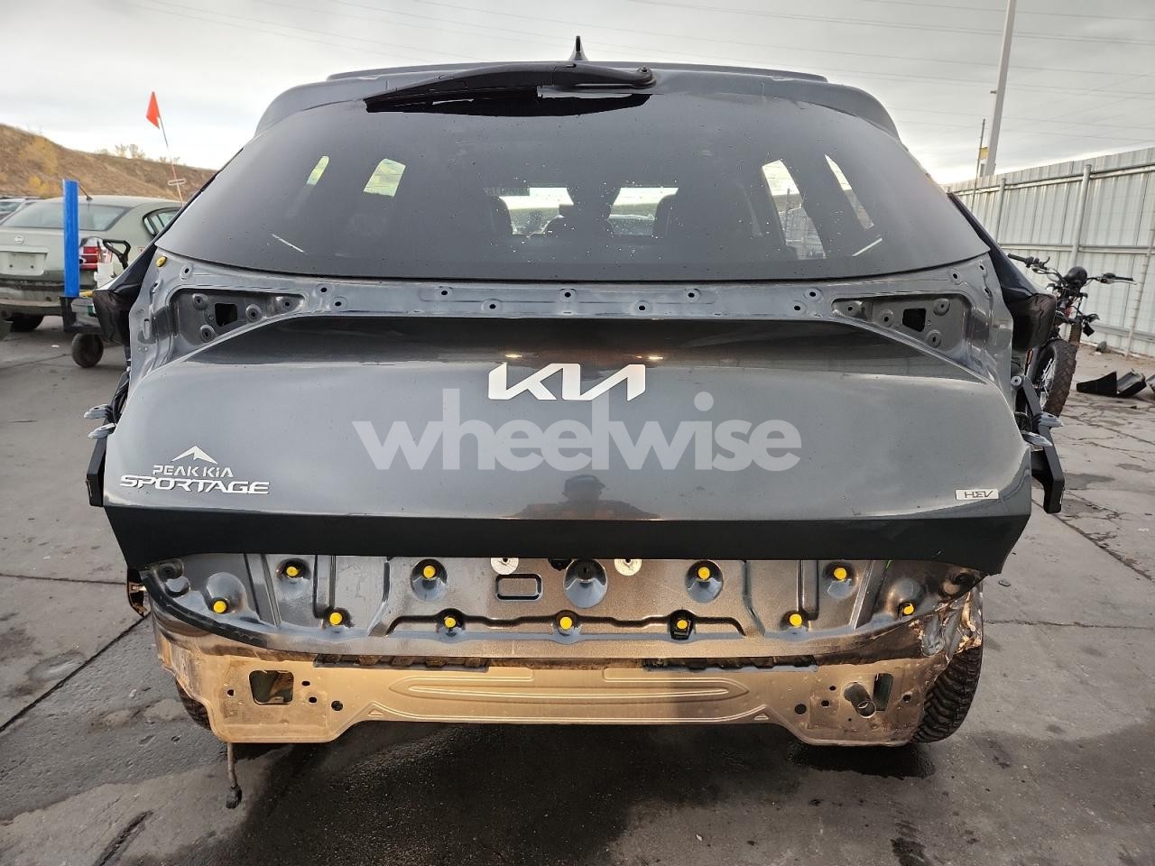 Photo 6 of 2023 KIA SPORTAGE LX (VIN KNDPUCAG7P7024992)