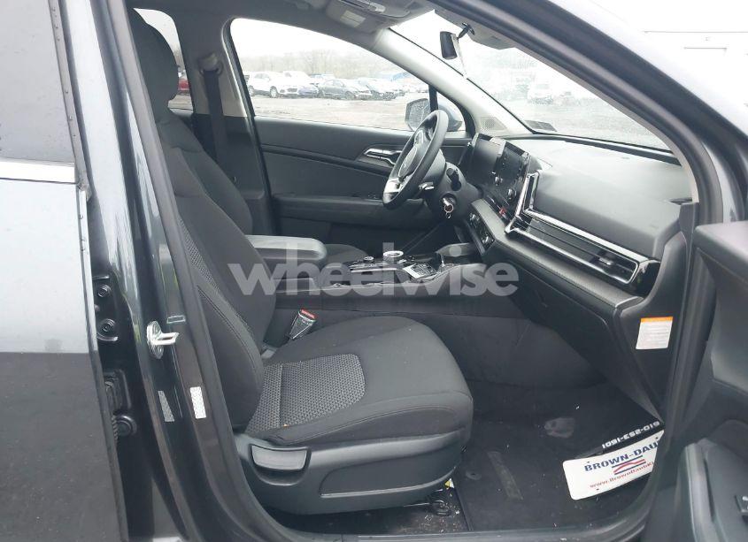 Photo 5 of 2023 Kia Sportage HYBRID LX (VIN KNDPUCAG7P7029562)