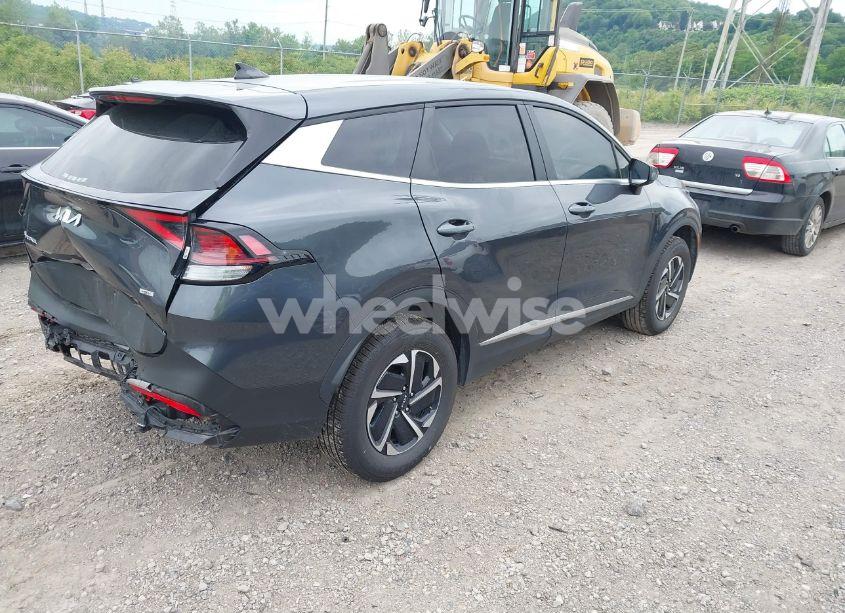 Photo 4 of 2023 Kia Sportage HYBRID LX (VIN KNDPUCAG7P7087123)