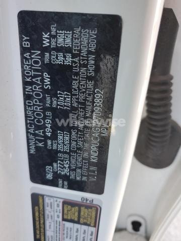 Photo 2 of 2023 KIA SPORTAGE LX (VIN KNDPUCAG7P7093892)