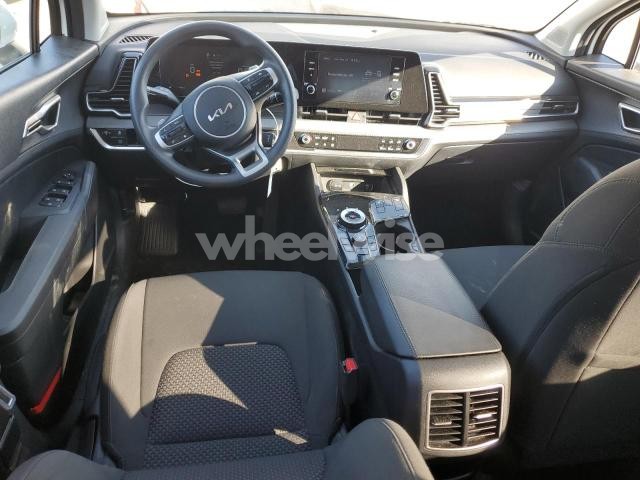 Photo 5 of 2023 KIA SPORTAGE LX (VIN KNDPUCAG7P7093892)