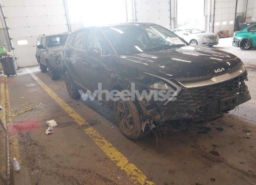 2023 Kia Sportage HYBRID LX (VIN KNDPUCAG7P7116619) main photo