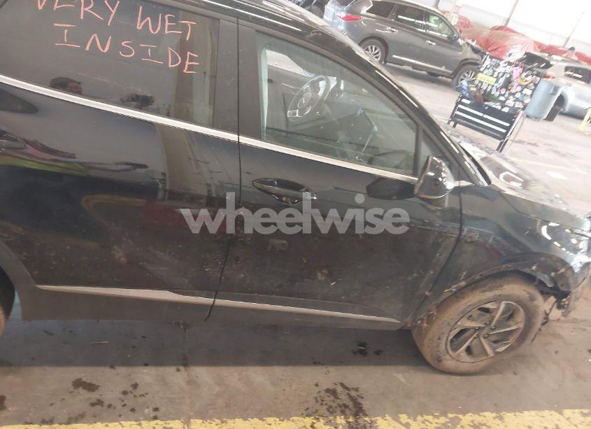 Photo 13 of 2023 Kia Sportage HYBRID LX (VIN KNDPUCAG7P7116619)