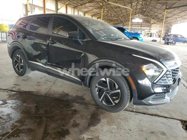 Photo 3 of 2023 KIA SPORTAGE LX (VIN KNDPUCAG8P7020367)