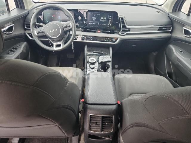 Photo 4 of 2023 KIA SPORTAGE LX (VIN KNDPUCAG8P7059945)