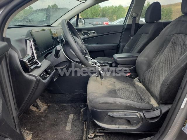 Photo 8 of 2023 KIA SPORTAGE LX (VIN KNDPUCAG8P7059945)