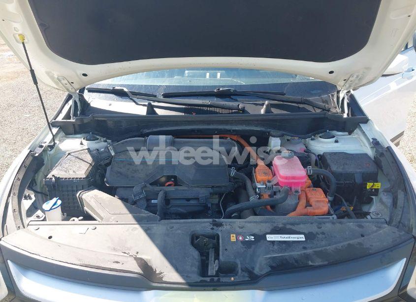 Photo 10 of 2023 Kia Sportage HYBRID LX (VIN KNDPUCAG9P7033662)