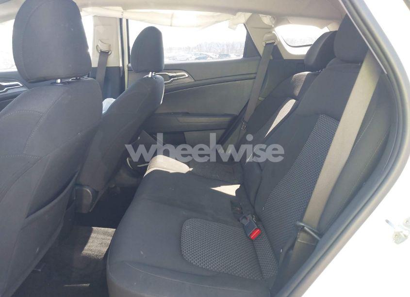 Photo 8 of 2023 Kia Sportage HYBRID LX (VIN KNDPUCAG9P7033662)