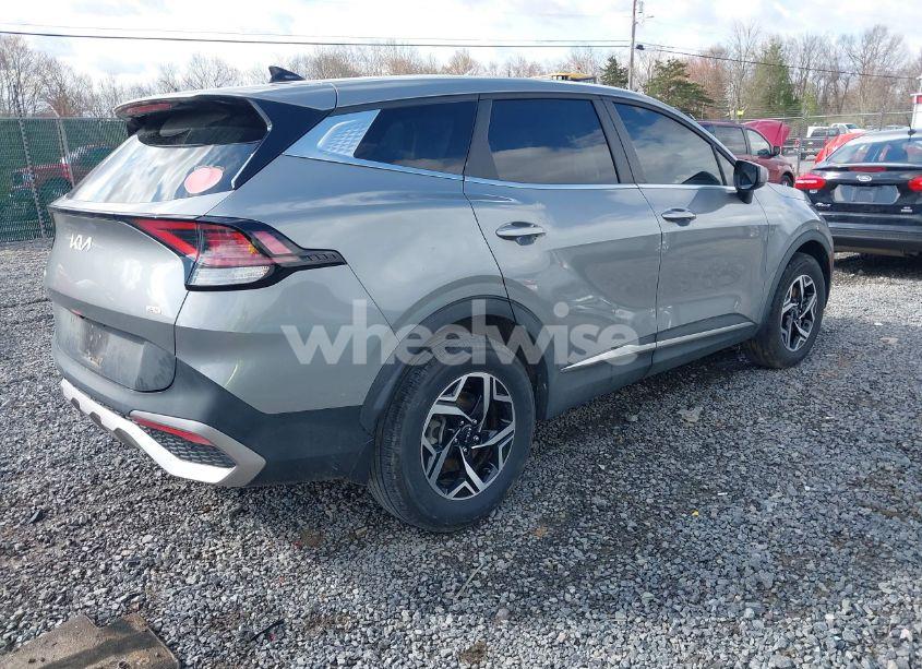 Photo 4 of 2024 Kia Sportage LX (VIN KNDPUCDF2R7223275)