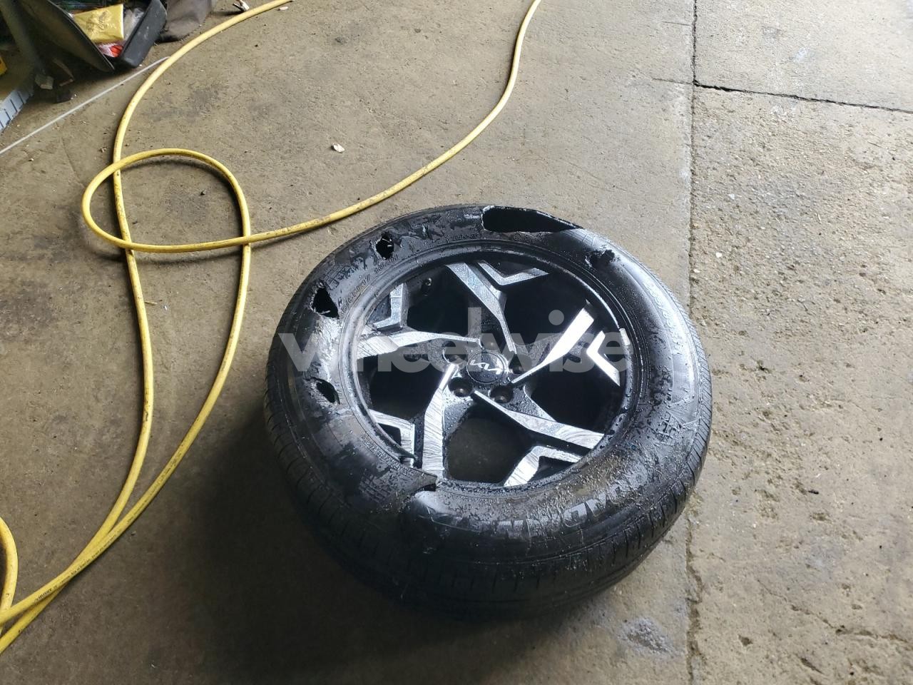 Photo 13 of 2024 KIA SPORTAGE LX (VIN KNDPUCDF3R7315835)