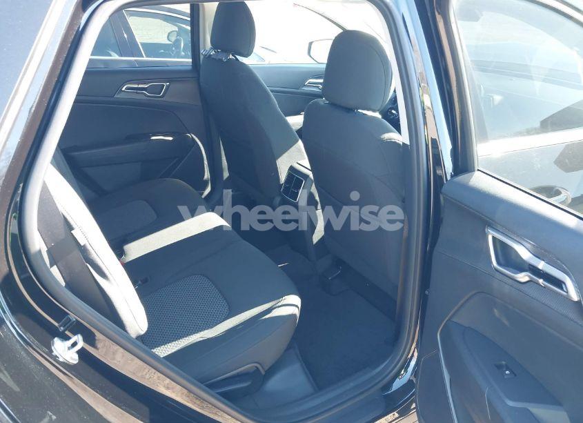 Photo 8 of 2025 Kia Sportage LX (VIN KNDPUCDF3S7355287)