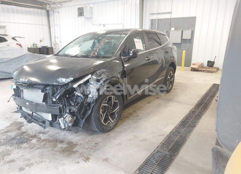 Photo 2 of 2024 Kia Sportage LX (VIN KNDPUCDF4R7296180)