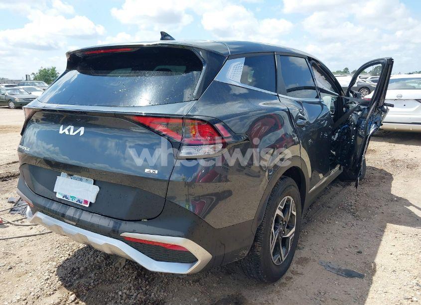 Photo 4 of 2024 Kia Sportage LX (VIN KNDPUCDF6R7283396)