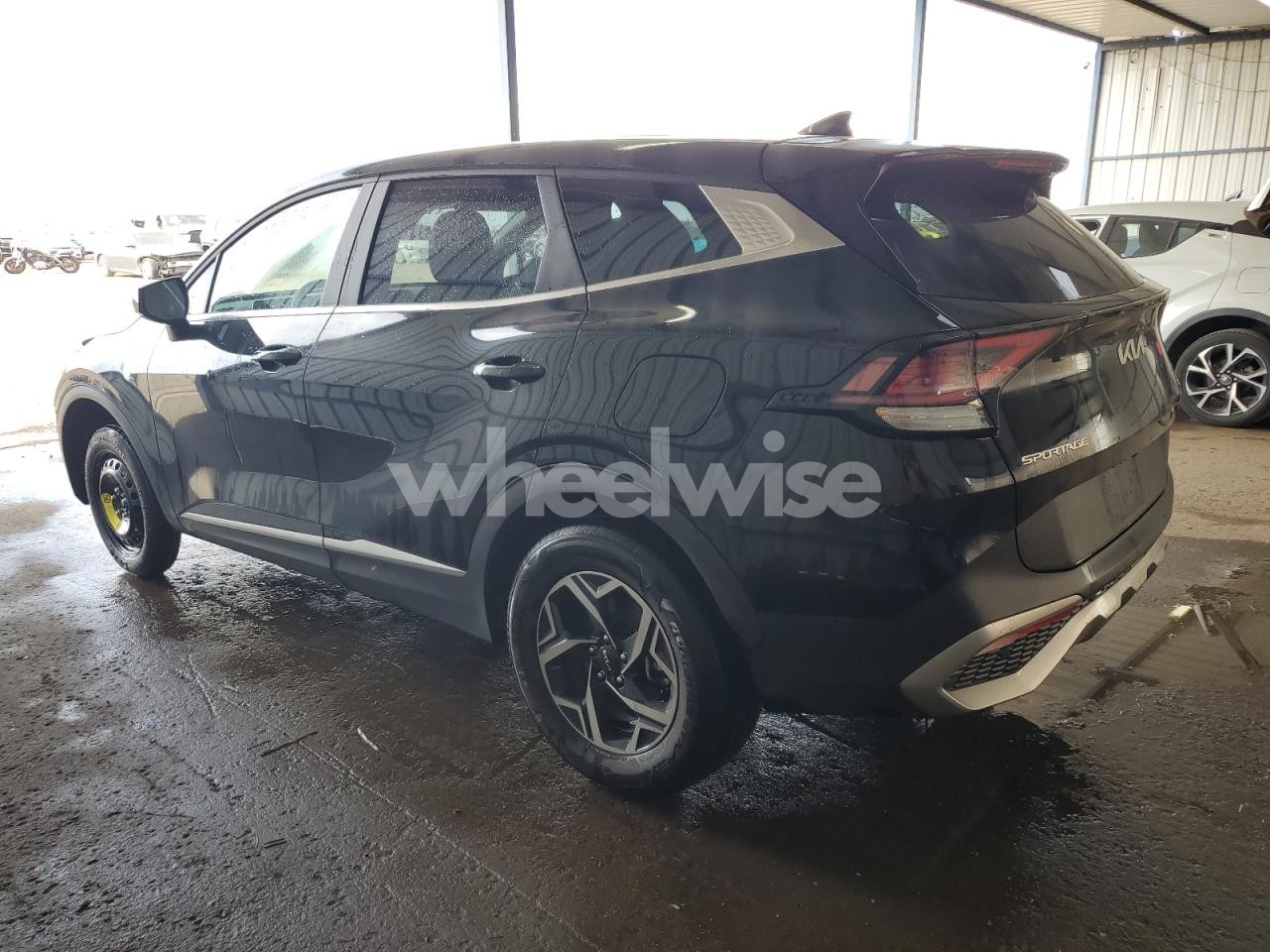 Photo 2 of 2024 KIA SPORTAGE LX (VIN KNDPUCDF9R7290021)