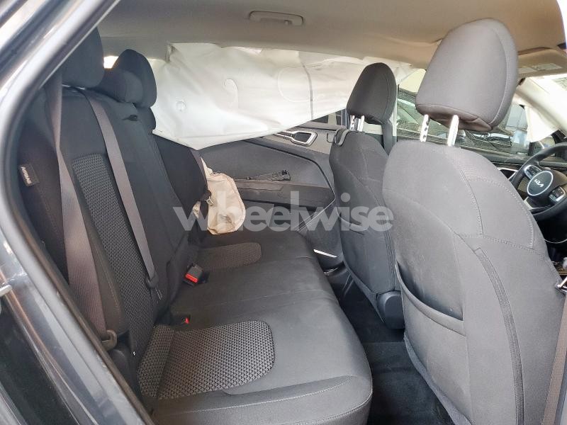 Photo 13 of 2024 KIA SPORTAGE LX (VIN KNDPUCDG3R7143038)