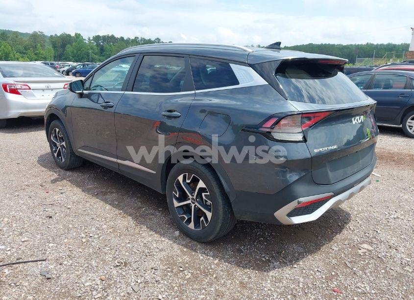 Photo 3 of 2023 Kia Sportage EX (VIN KNDPVCAF7P7105673)