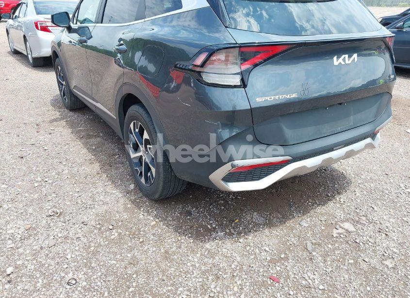 Photo 6 of 2023 Kia Sportage EX (VIN KNDPVCAF7P7105673)
