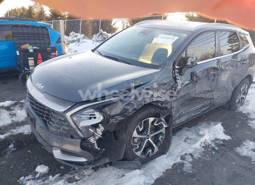 Photo 2 of 2023 Kia Sportage HYBRID EX (VIN KNDPVCAG1P7067768)