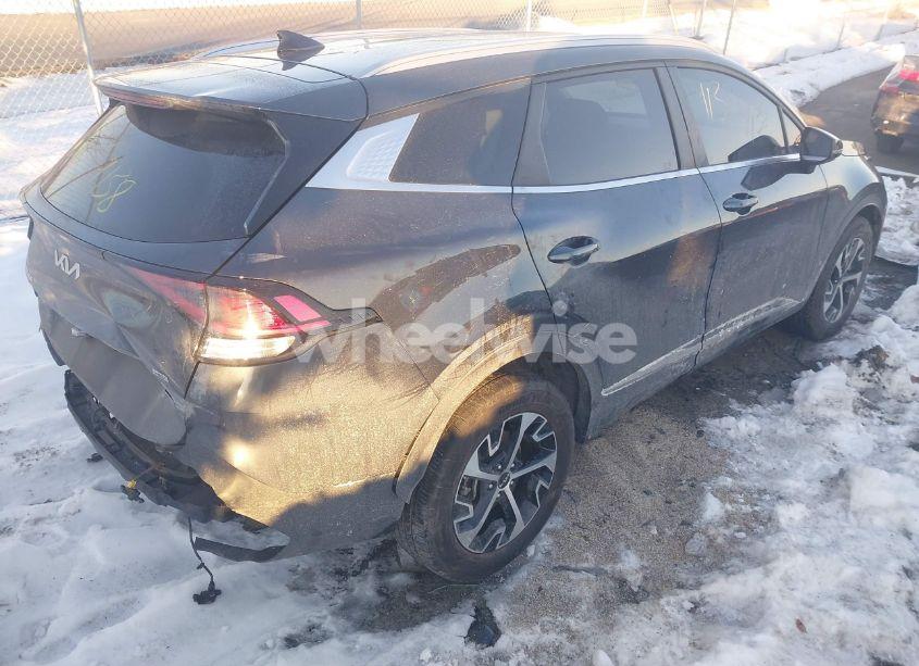 Photo 4 of 2023 Kia Sportage HYBRID EX (VIN KNDPVCAG1P7067768)