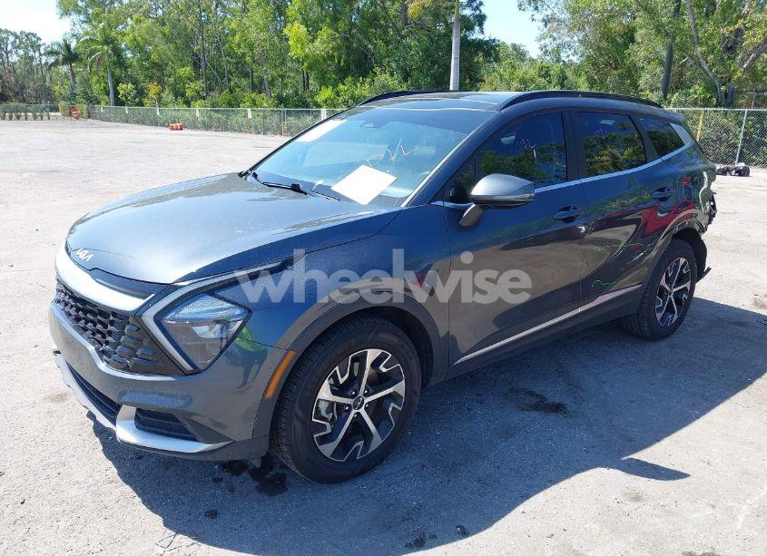 Photo 2 of 2023 Kia Sportage HYBRID EX (VIN KNDPVCAG2P7012651)